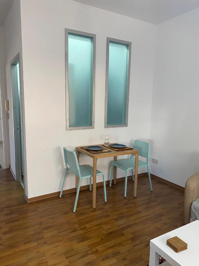 Lovely Studio Apartment In Pafos ภายนอก รูปภาพ