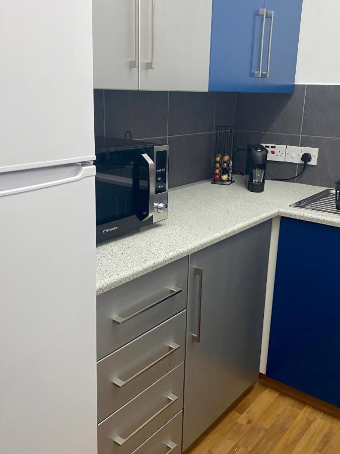 Lovely Studio Apartment In Pafos ภายนอก รูปภาพ